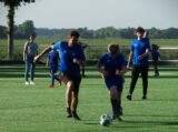 Laatste training S.K.N.W.K. JO11-1JM van seizoen 2022-2023 (partijtje tegen de ouders) (164/221)